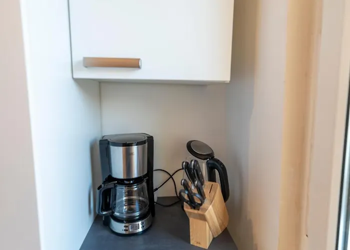 Rr - Stylish 50qm - Wifi - Washer - Tv Maagdenburg